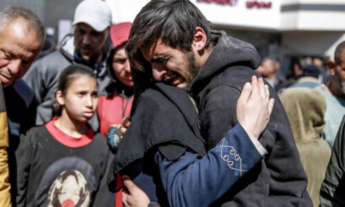 اسرائیلی فوج کی غزہ کے پناہ گزین سکول پر وحشیانہ بمباری، 52 فلسطینی شہید