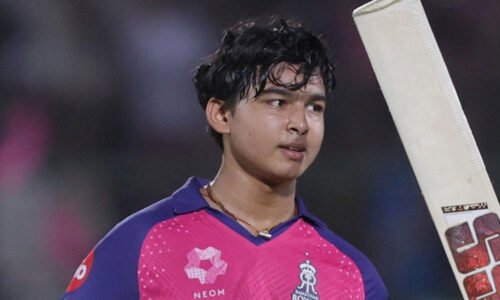 چودہ سالہ وائیبھو سوریا ونشی نے آئی پی ایل میں تیز ترین سنچری بنا کر تاریخ رقم کر دی