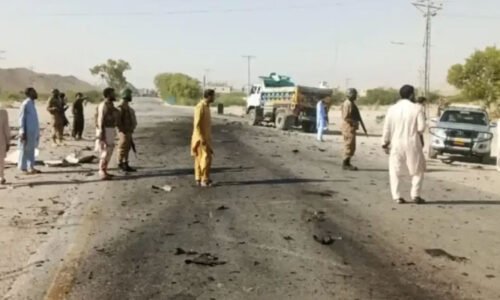 خضدار میں بھارتی حمایت یافتہ دہشتگردوں کا اسکول بس میں دھماکا، 3 بچوں سمیت 5 افراد شہید