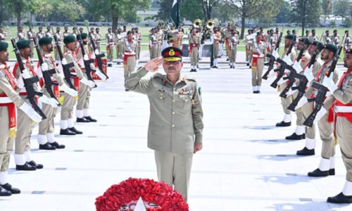 فیلڈ مارشل عاصم منیر کی قیادت میں پاکستان نئی سفارتی اور اقتصادی بلندیوں کی جانب گامزن: دی اکانومسٹ کا اعتراف