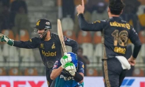 پی ایس ایل 10: پشاور زلمی نے ملتان سلطانزکو 7 وکٹ سے ہرادیا
