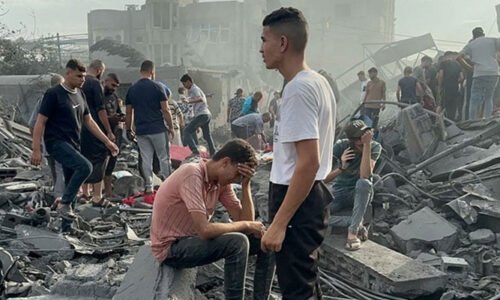 اسرائیل کی جارحیت جاری، غزہ میں امداد کے منتظر 80 فلسطینی شہید، 400 زخمی