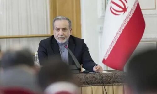 امریکی صدر نے ایران کو نہیں اپنی قوم کو بھی دھوکہ دیا، ایرانی وزیر خارجہ