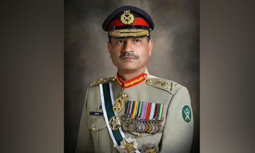 ایران اسرائیل جنگ رکوانے میں بھی فیلڈ مارشل سید عاصم منیرکے کردار کو سراہا جانےلگا، بھارت کی چیخیں