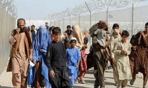 اسرائیل کے ساتھ جاسوسی کے الزامات: ایران سے 5 لاکھ افغان باشندے ملک بدر