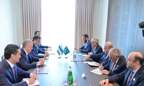 آذربائیجان کے پاکستان میں 2 ارب ڈالر کی سرمایہ کاری کے معاہدے پر دستخط