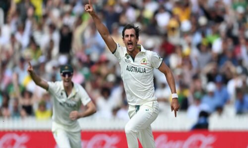 مچل اسٹارک نے 15 گیندوں پر 5 وکٹیں حاصل کرکے ٹیسٹ کرکٹ کا 78 سال پرانا ریکارڈ توڑ دیا