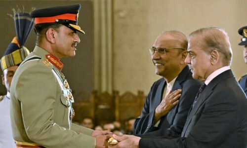 وزیراعظم کی صدر زرداری کے استعفے اور آرمی چیف کے صدارتی عزائم کی خبروں کی سختی سے تردید