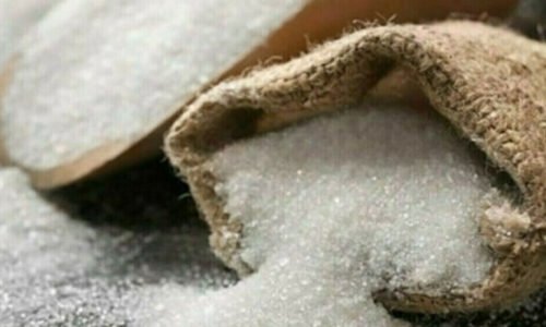 ملک بھر میں چینی کی فی کلو قیمت 200 روپے تک پہنچ گئی ، شہری پریشان