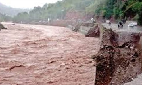 آزاد کشمیر میں بارشوں اور سیلاب کے باعث 8 افراد جاں بحق، مواصلاتی نظام متاثر