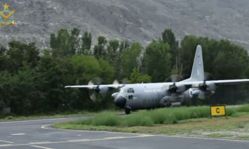 پاک فضائیہ نے گلگت بلتستان میں بڑے پیمانے پر ریلیف آپریشن شروع کر دیا