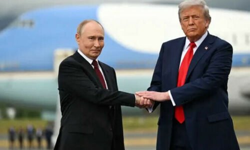 ٹرمپ پیوٹن ملاقات: ایک مصافحے میں کیا راز چھپے تھے؟