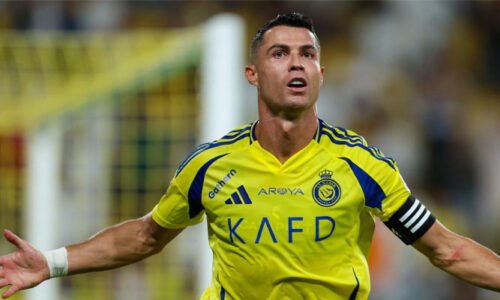 کرسٹیانو رونالڈو کا نیا عالمی ریکارڈ, چار کلبز کے لیے 100 سے زائد گول