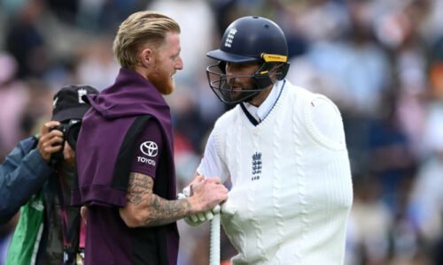 زخمی کندھے کے باوجود کرس ووکس کی میدان میں انٹری، شائقین کے دل جیت لیے