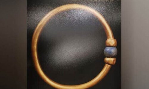مصر کے میوزیم سے تین ہزار سال پرانا سونے کا بریسلیٹ غائب