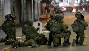 غزہ میں دھماکہ، 4 اسرائیلی فوجی ہلاک، بیت المقدس میں فائرنگ سے 7 افراد مارے گئے