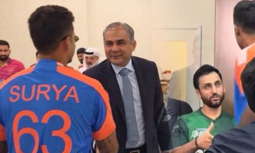 بھارتی کپتان کو محسن نقوی اور سلمان آغا سے ہاتھ ملانا مہنگا پڑ گیا