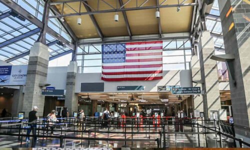 ورک ویزا پر امریکا جانے کے خواہش مند افراد کیلئے بری خبر، فیس میں بے تحاشہ اضافہ