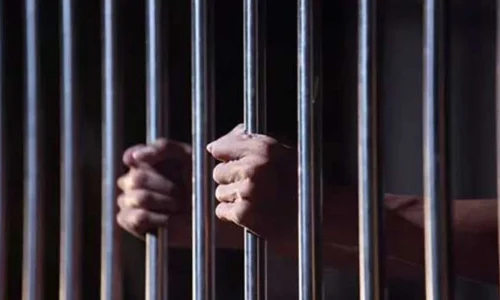 سابق وزیر اعظم کو ایک سال قید کی سزا